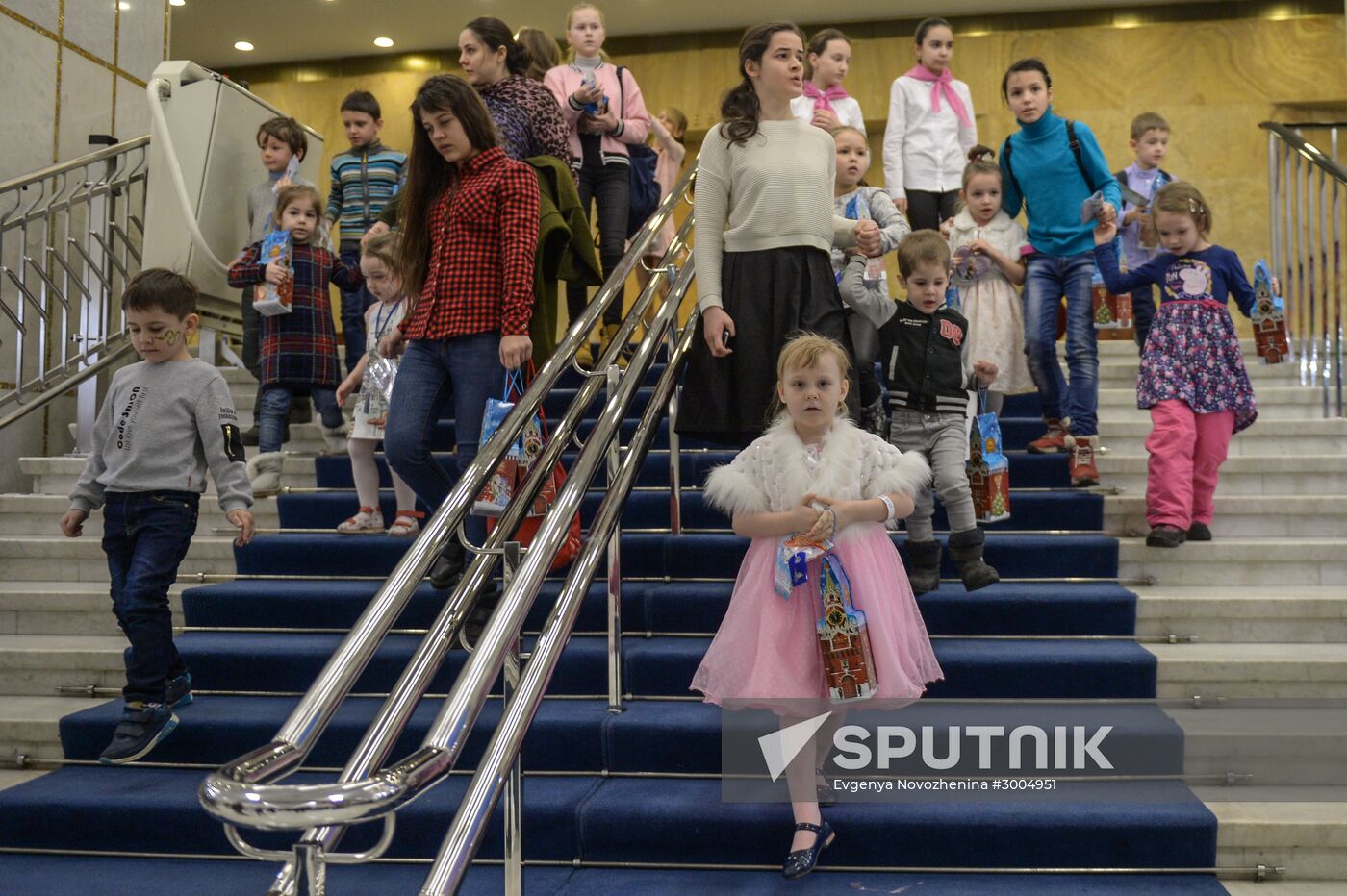 Russia's main New Year performance given at State Kremlin Palace