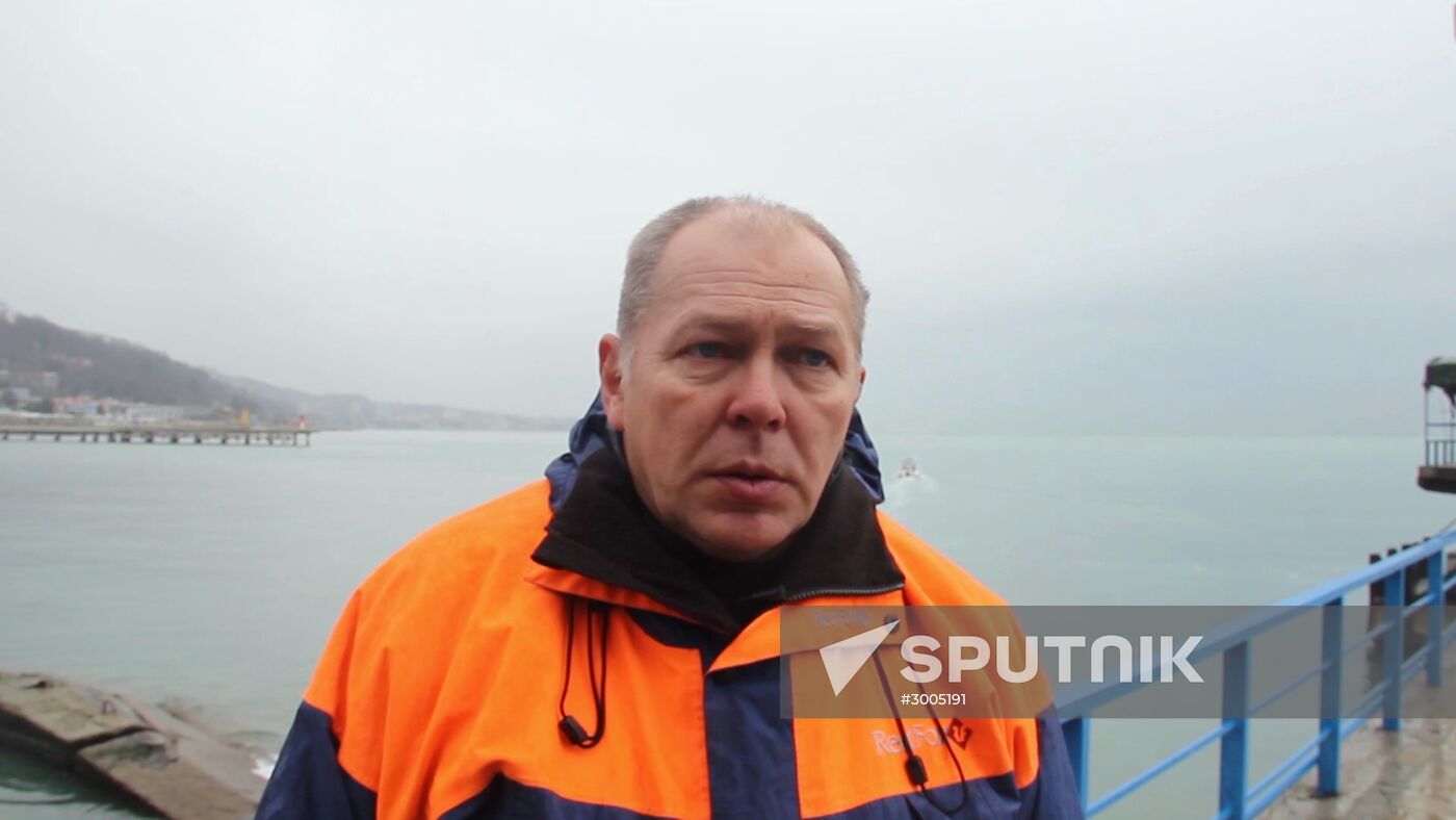 Search operations underway at Defense Ministry's Tu-154 crash site