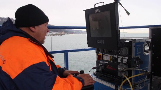 Search operations underway at Defense Ministry's Tu-154 crash site