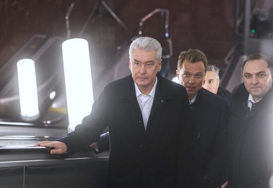 Frunzenskaya metro station opens after renovation