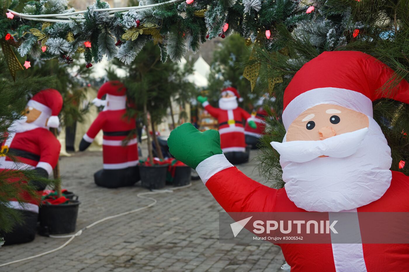Baku gearing up to celebrate New Year