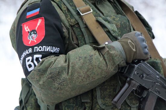 DPR and Ukraine exchange war prisoners in Donetsk Region