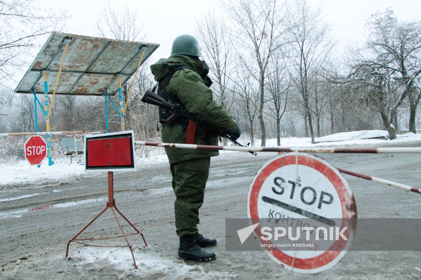 DPR and Ukraine exchange war prisoners in Donetsk Region