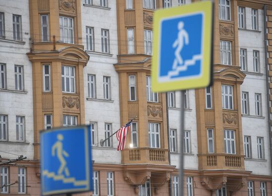 US Embassy building in Moscow