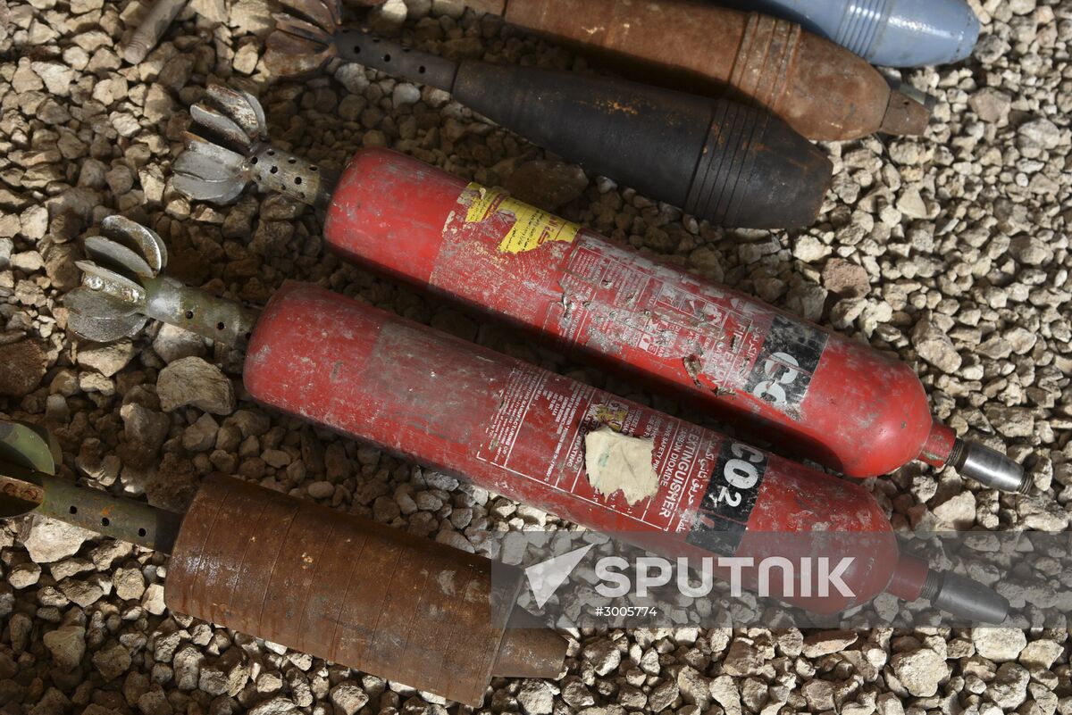 Demining operation in eastern Aleppo