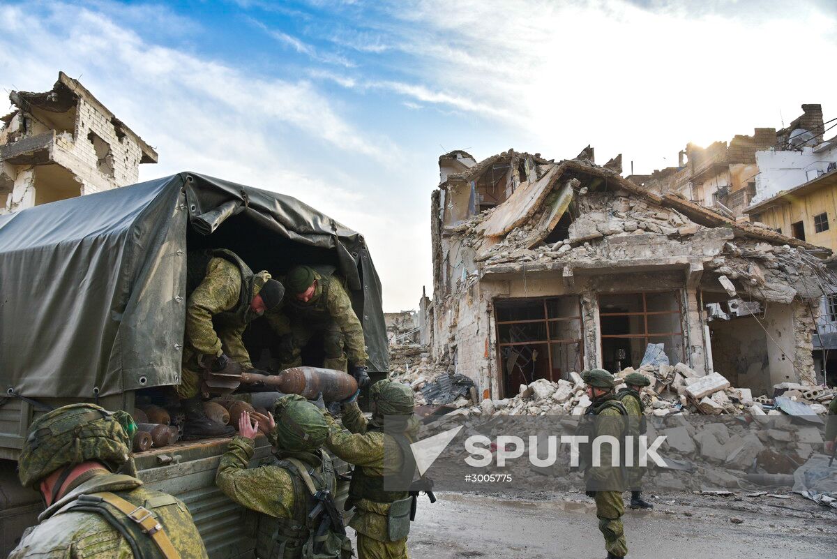 Demining operation in eastern Aleppo