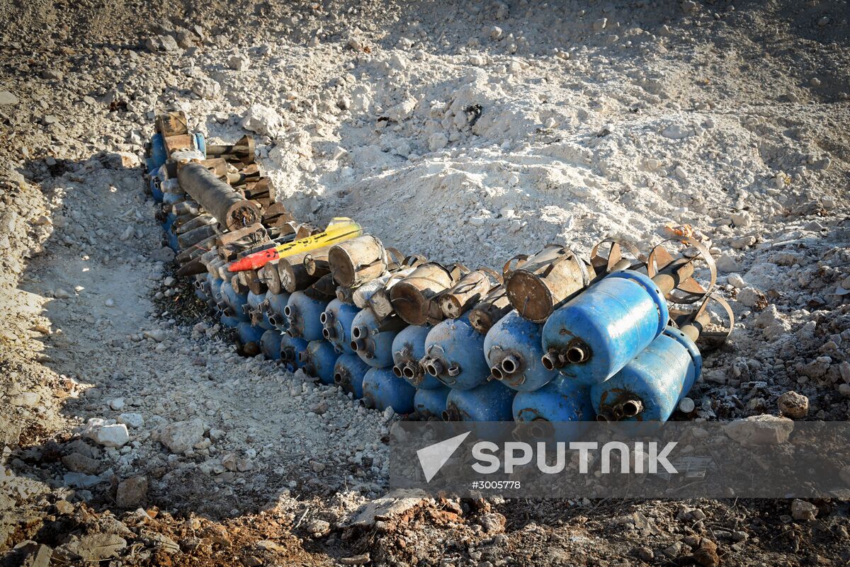 Demining operation in eastern Aleppo