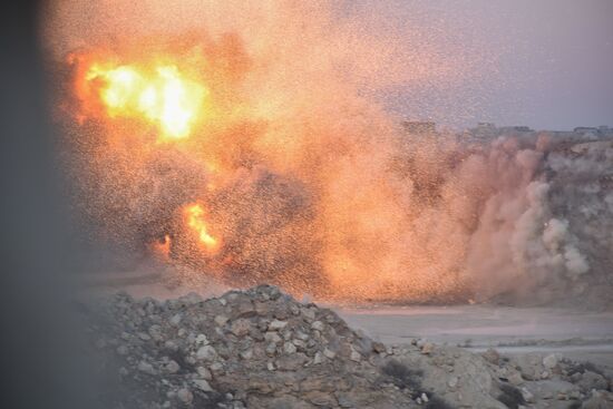 Demining operation in eastern Aleppo