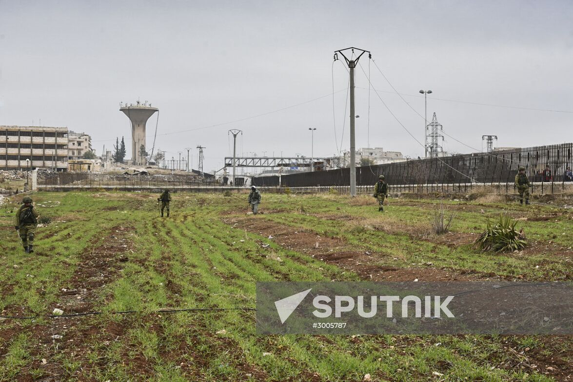 Demining operation in eastern Aleppo