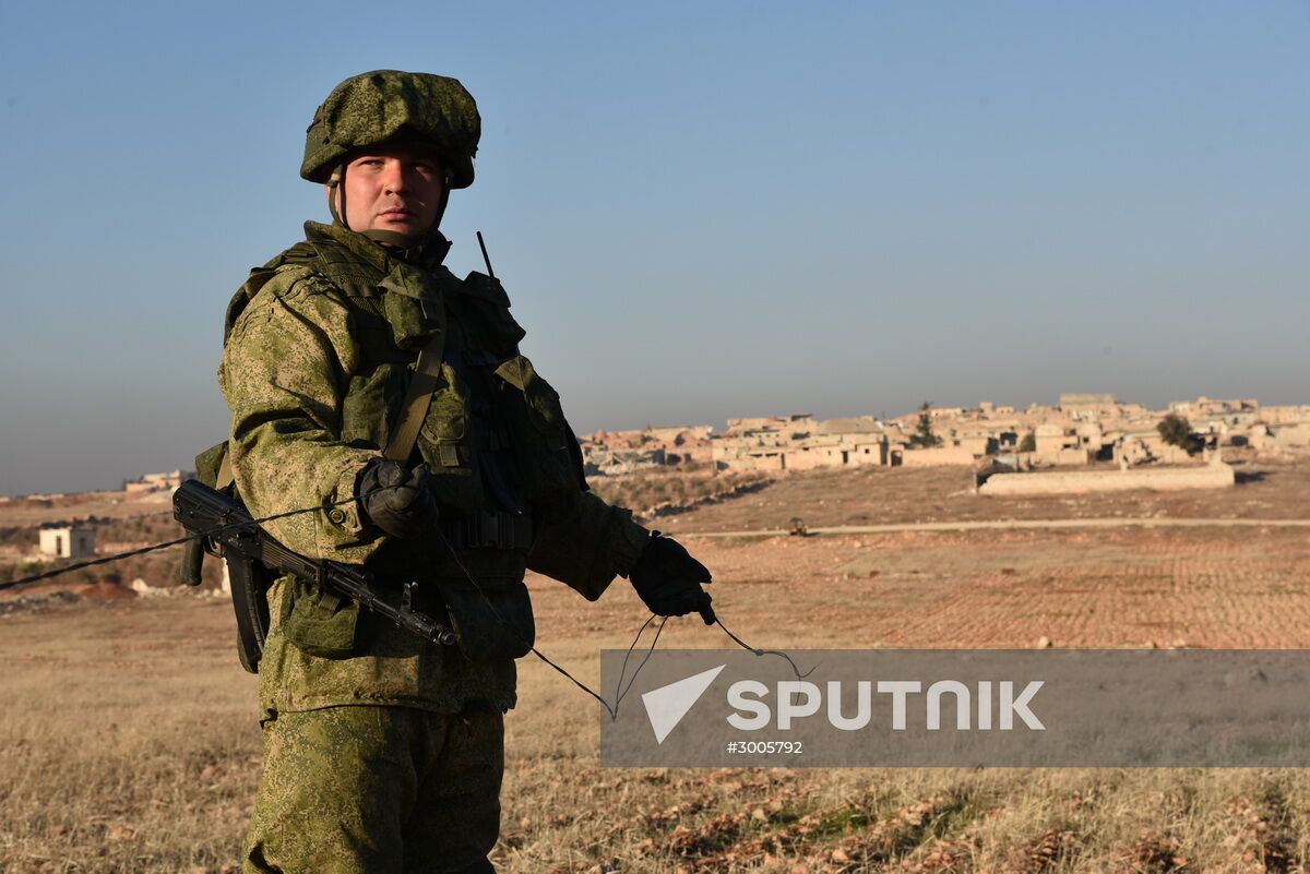 Demining operation in eastern Aleppo