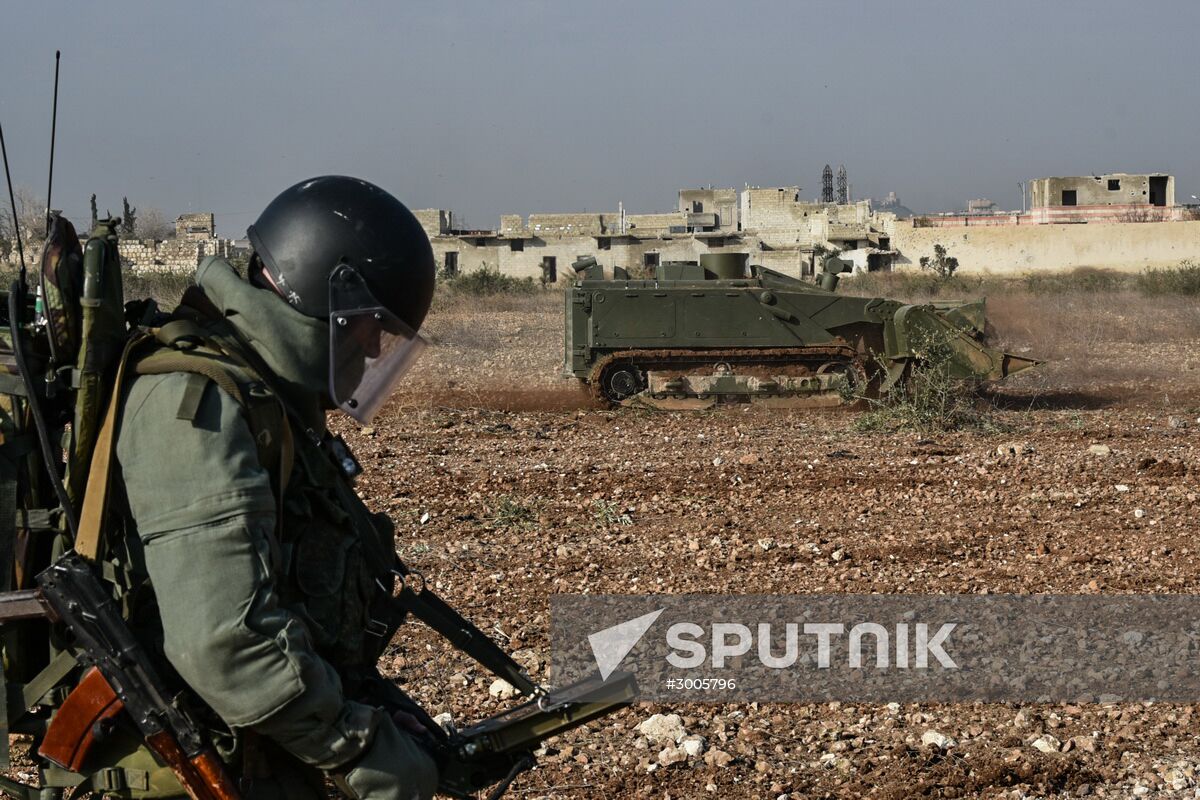 Demining operation in eastern Aleppo