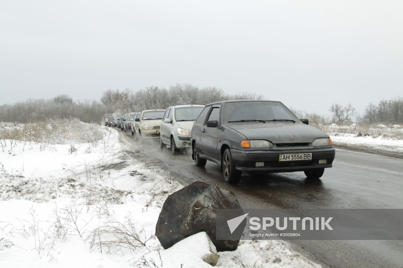 DPR and Ukraine exchange war prisoners in Donetsk Region