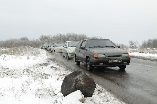 DPR and Ukraine exchange war prisoners in Donetsk Region