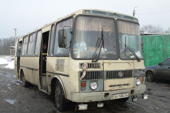 DPR and Ukraine exchange war prisoners in Donetsk Region