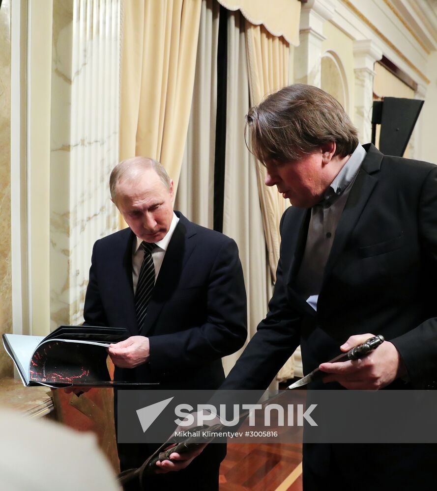 President Putin meets with The Viking film crew