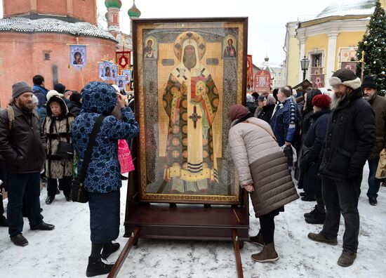 Cross procession in Moscow in memory of Saint Peter, Metropolitan of Moscow