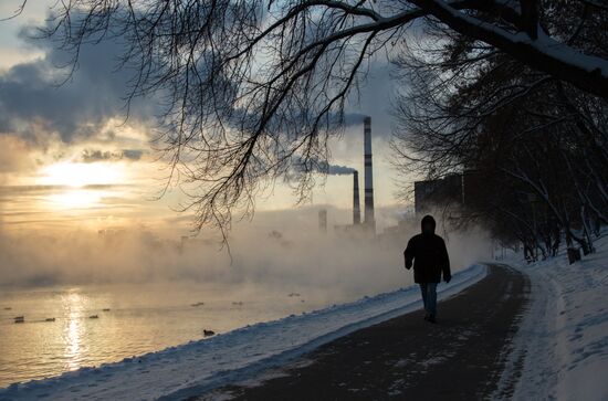 Abnormally cold weather in Moscow