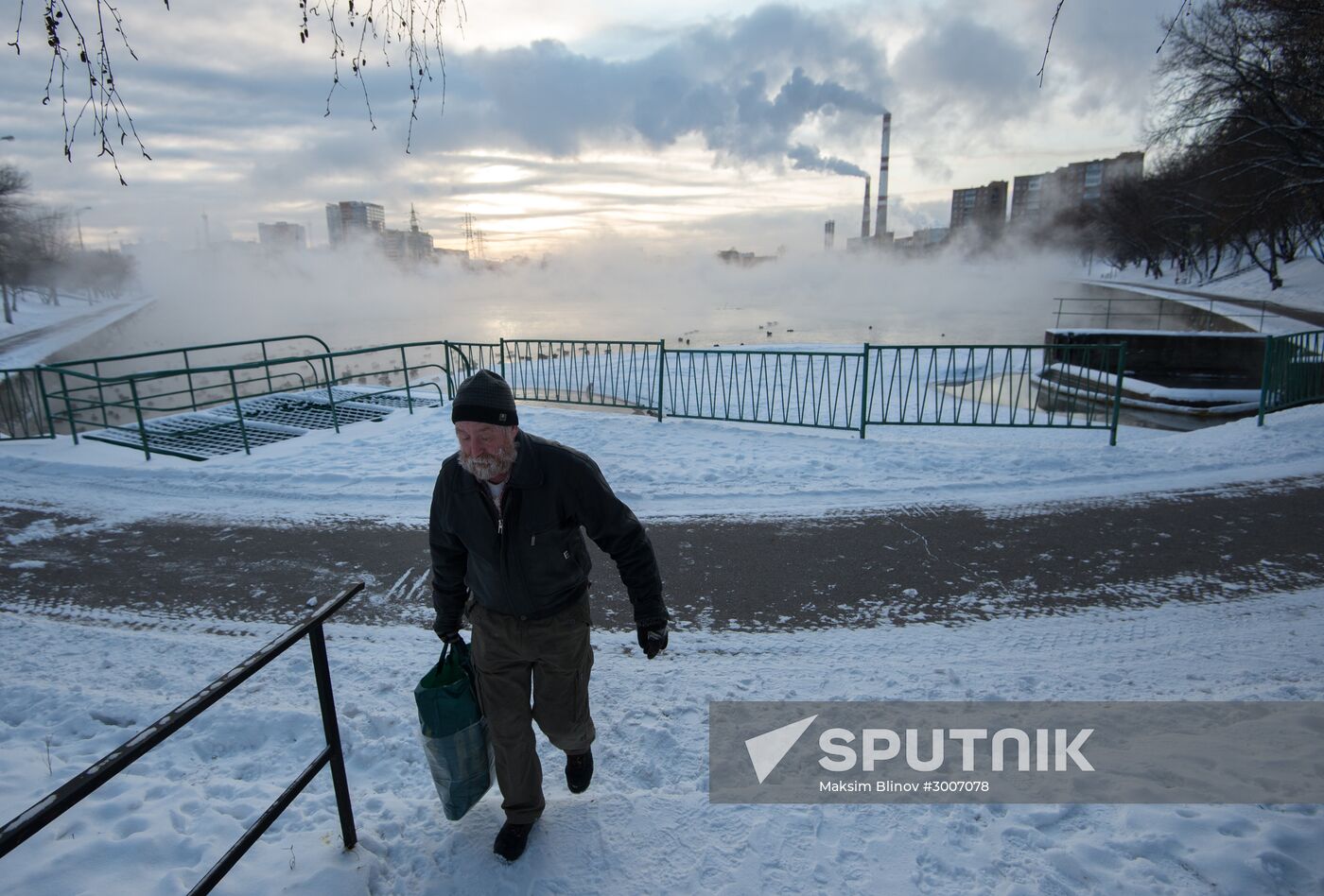 Abnormally cold weather in Moscow