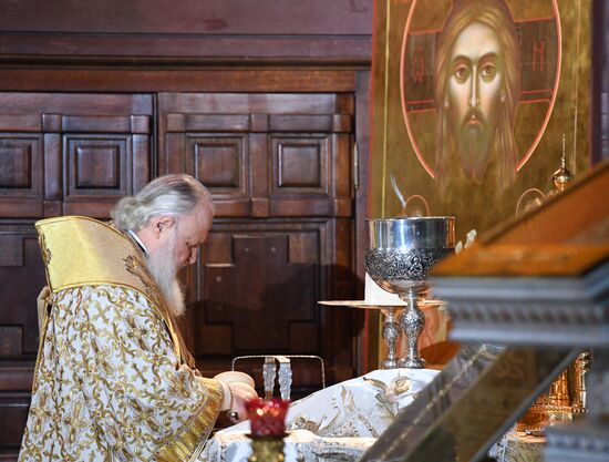 Christmas service at Cathedral of Christ the Savior