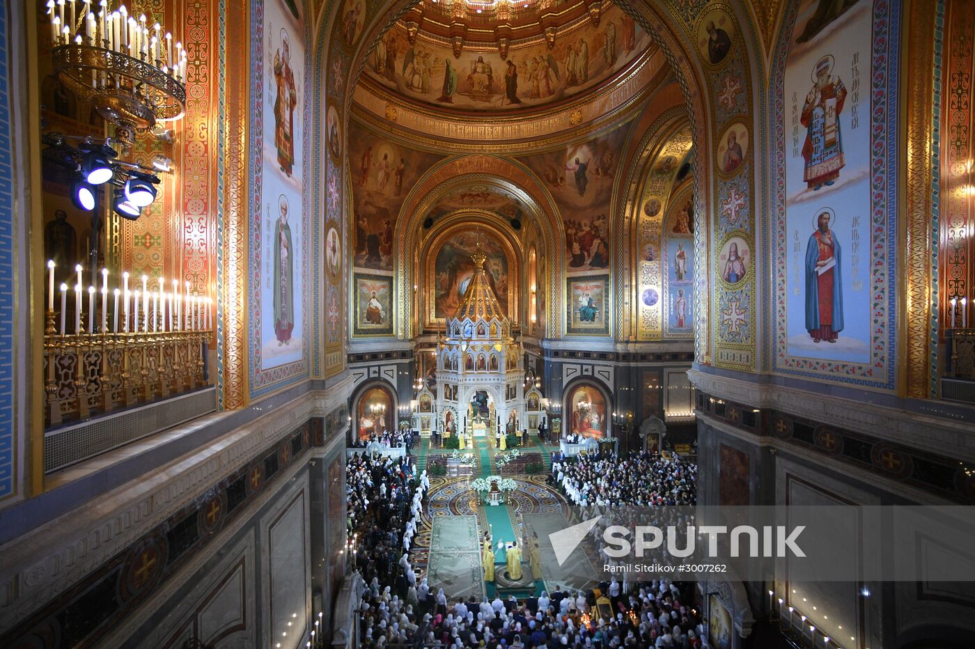 Christmas service at Cathedral of Christ the Savior