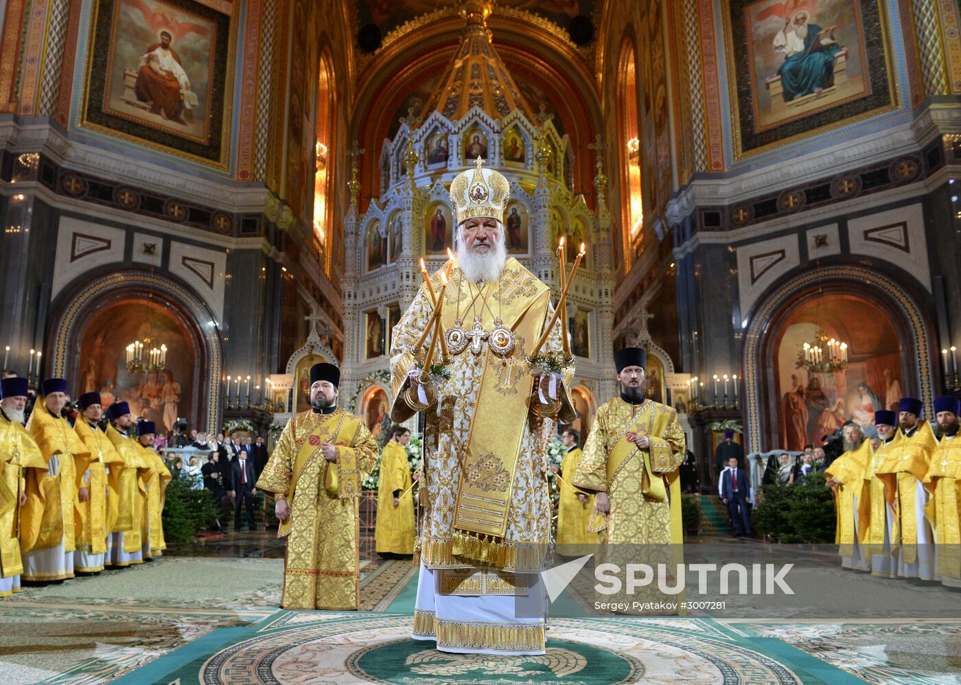 Christmas service at Cathedral of Christ the Savior