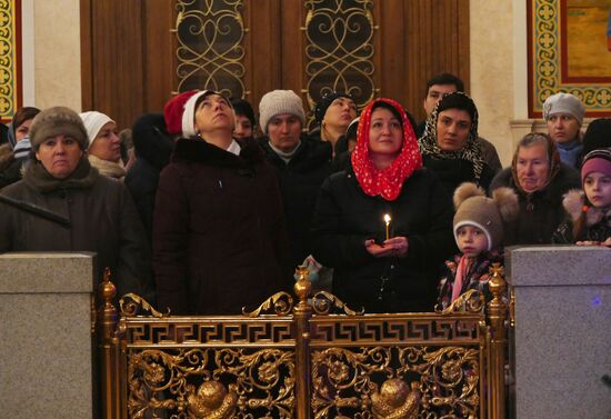 Christmas celebrations in Donetsk