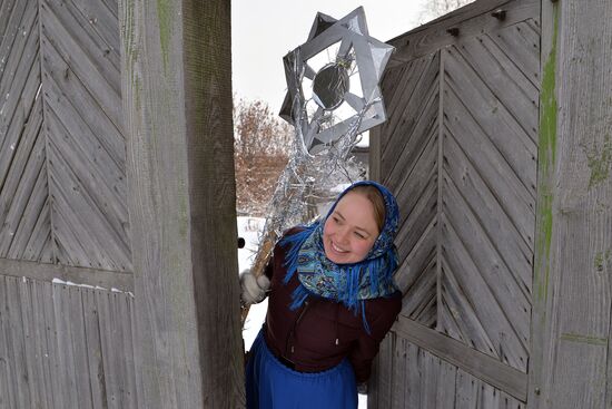 Christmas fortune telling and carol singing in Chelyabinsk Region