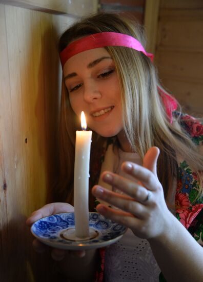 Christmas fortune telling and carol singing in Chelyabinsk Region