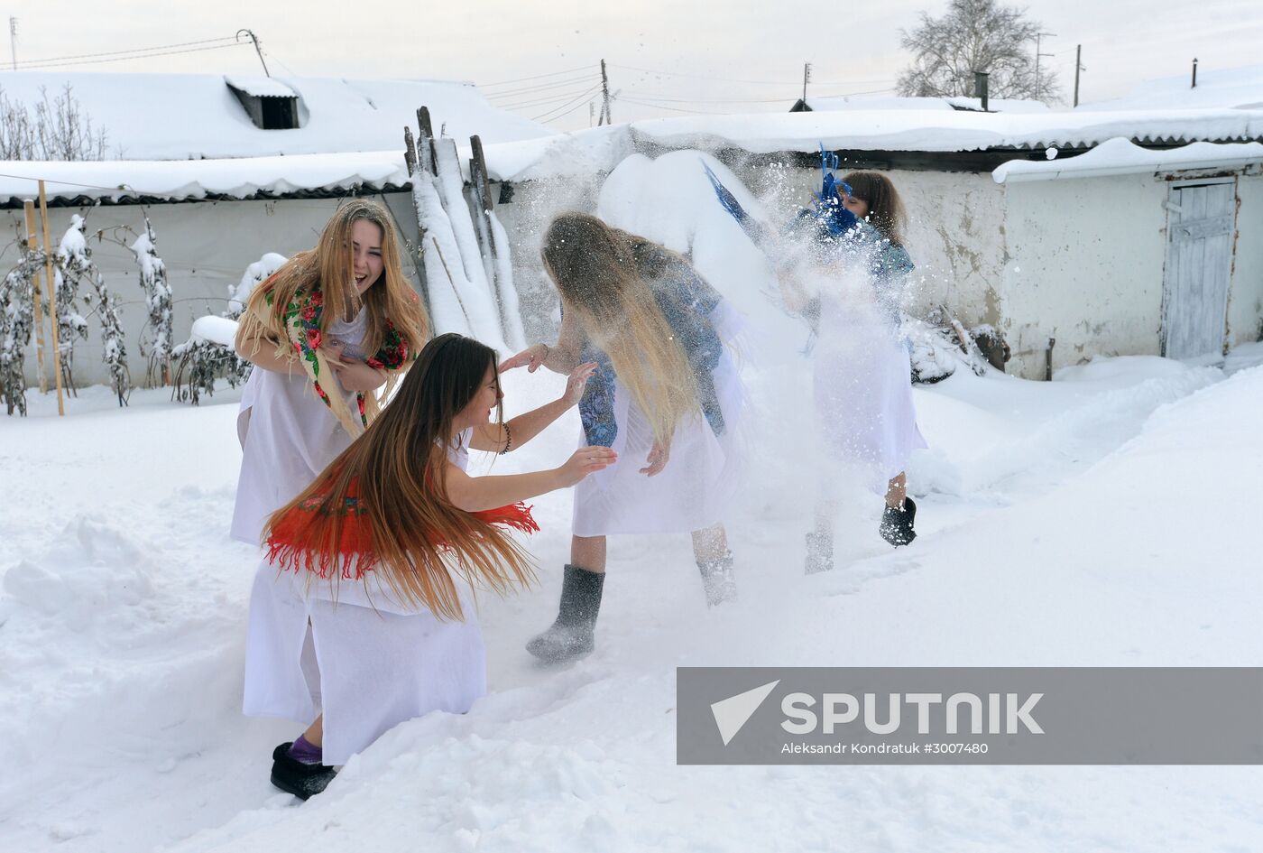 Christmas fortune telling and carol singing in Chelyabinsk Region
