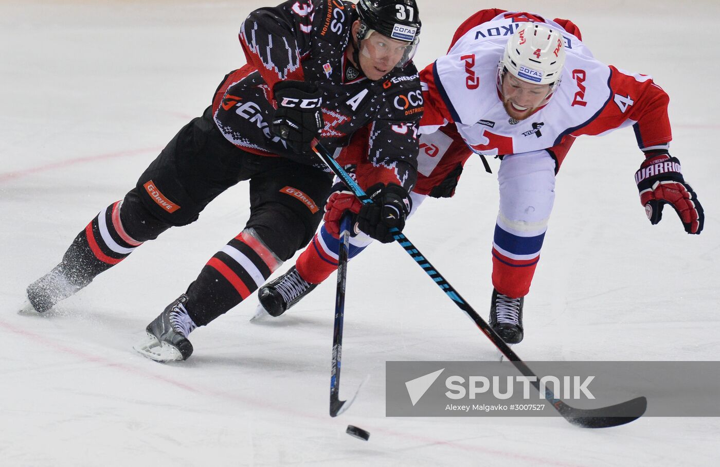 Kontinental Hockey League. Avangard (Omsk Region) vs. Lokomotiv (Yaroslavl)