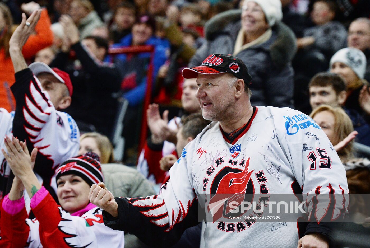 Kontinental Hockey League. Avangard (Omsk Region) vs. Lokomotiv (Yaroslavl)