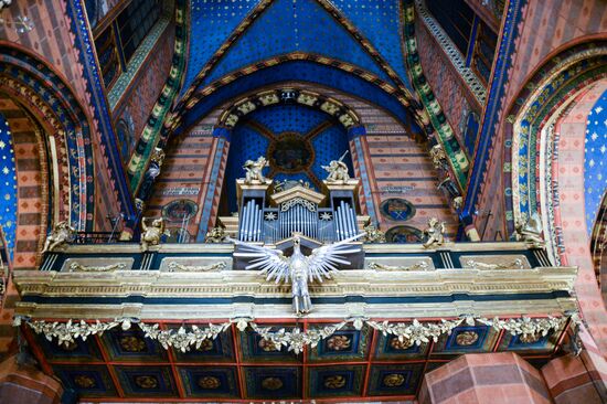 Cities of the world. Krakow