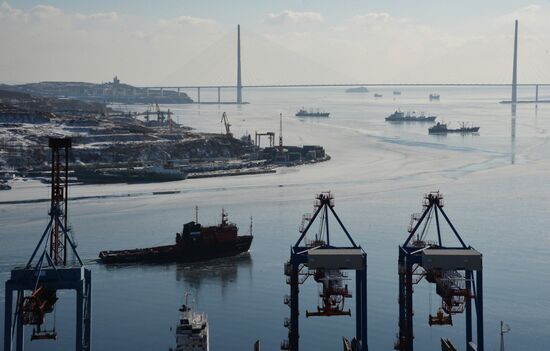 Tough ice situation in Vladivostok waters