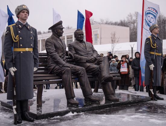 Unveiling of Sergei Korolev and Yuri Gagarin monument