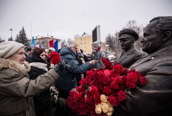 Unveiling of Sergei Korolev and Yuri Gagarin monument