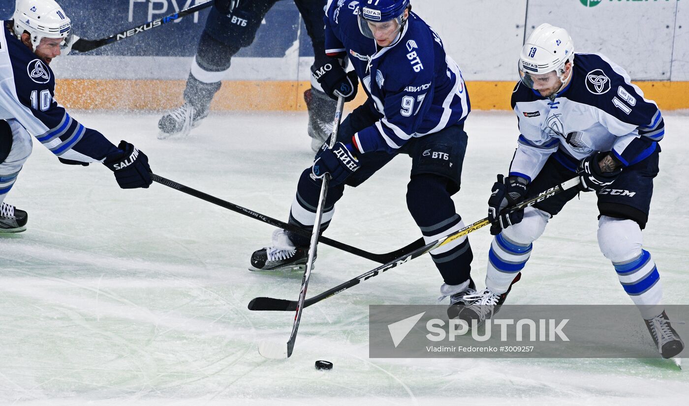 Ice hockey. KHL. Dynamo Moscow vs. Neftekhimik