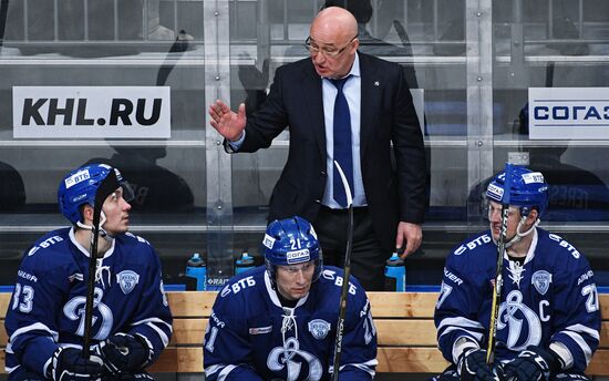 Ice hockey. KHL. Dynamo Moscow vs. Neftekhimik