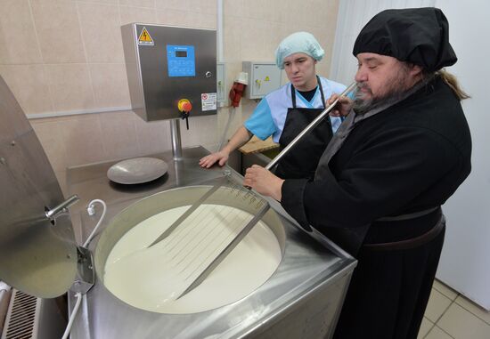 Cheese production at Dalmatovo Assumption Monastery in Kurgan Region