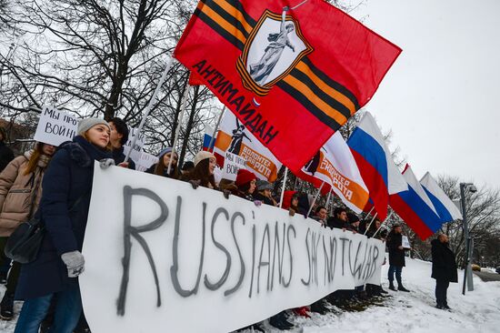 Protests outside German Embassy in Moscow