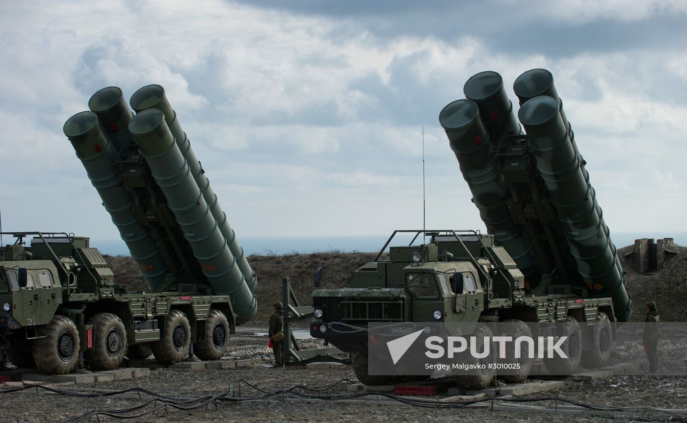 S-400 regiment enters on duty in Crimea
