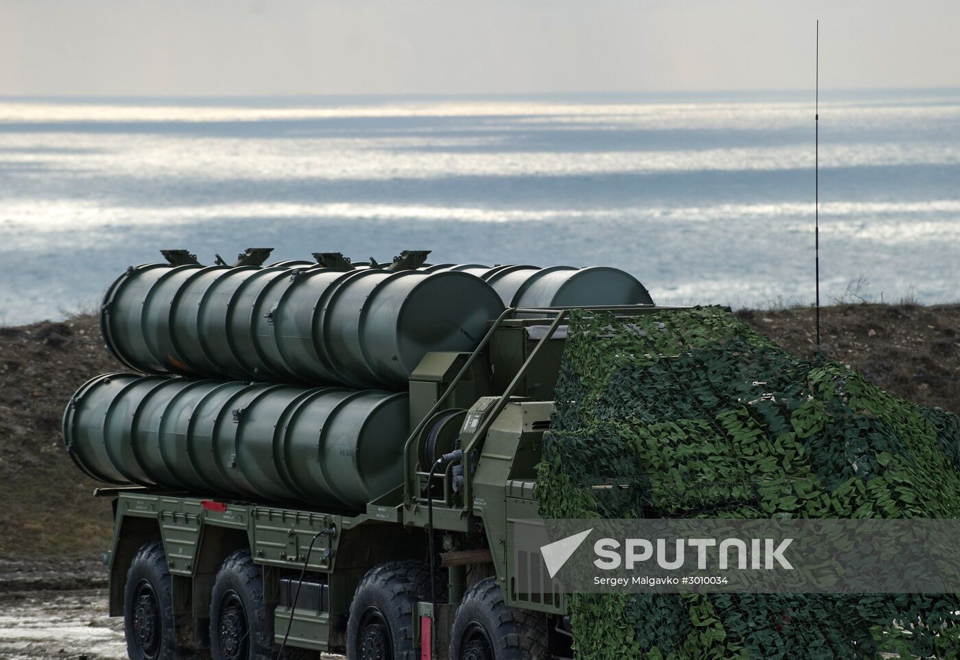 S-400 regiment enters on duty in Crimea