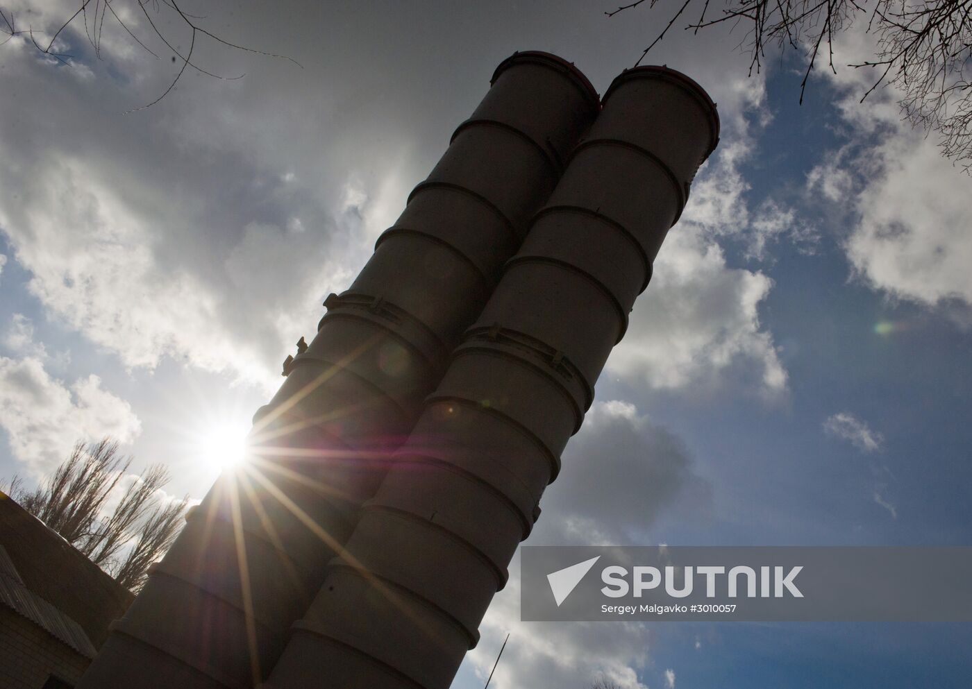 S-400 regiment enters on duty in Crimea