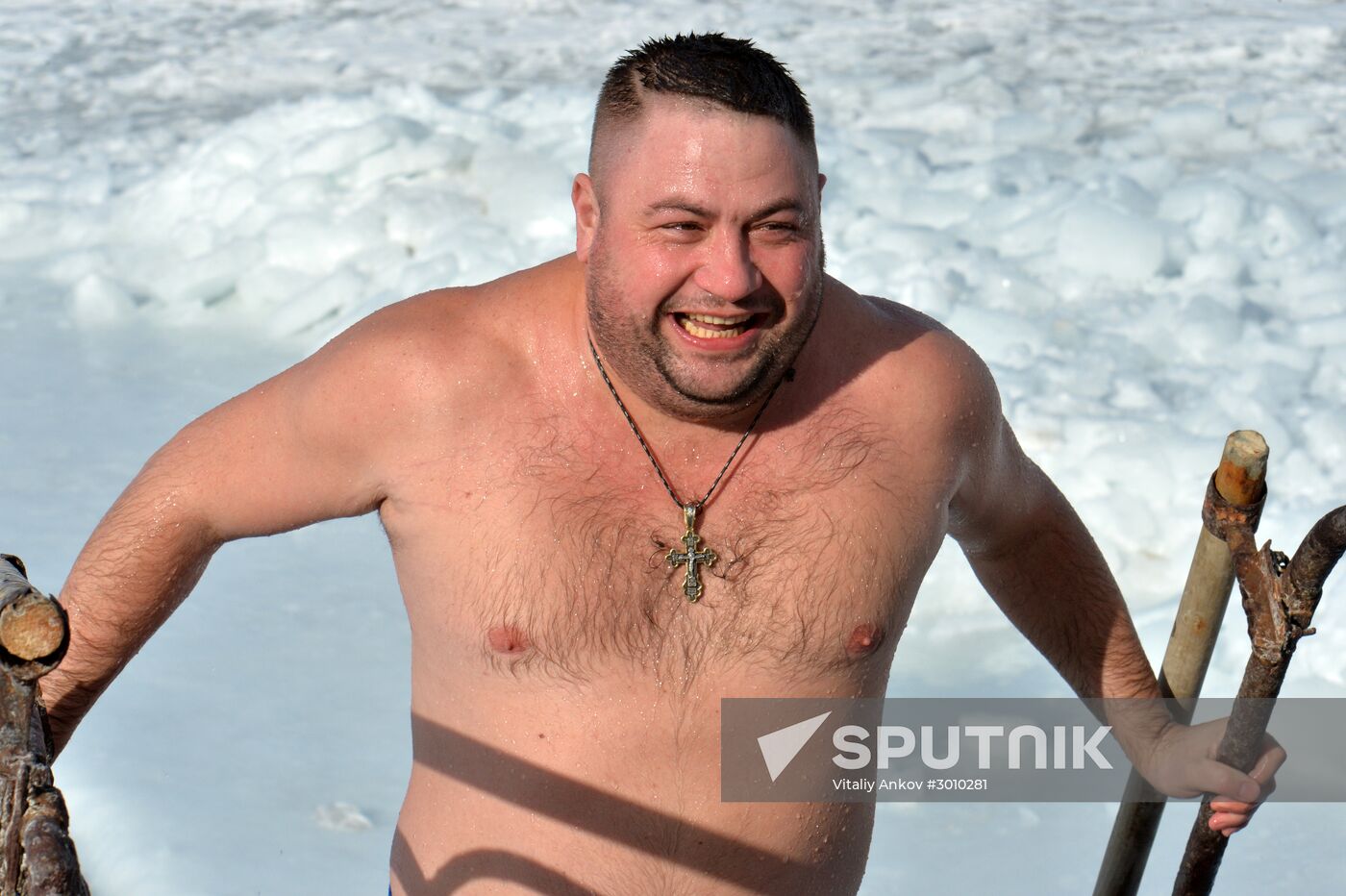 Morzh (Walrus) winter swimming club in Vladivostok