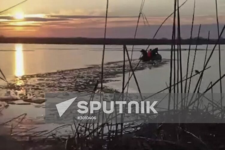 Searching for children who fell through ice in Krasnodar Territory
