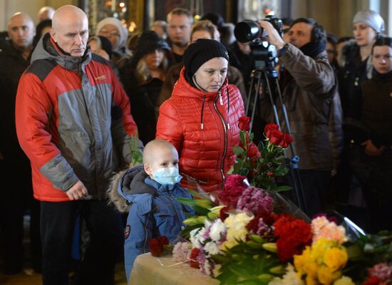 Farewell ceremony for Tu-154 crash victims