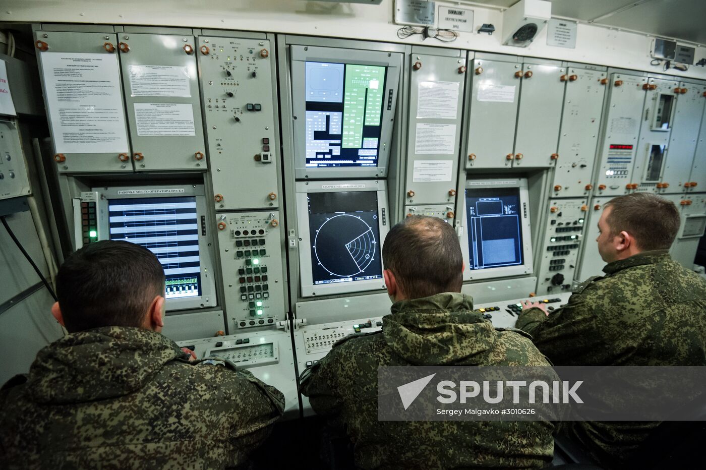 S-400 regiment commences combat alert duty in Crimea