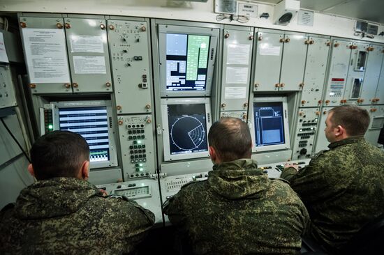 S-400 regiment commences combat alert duty in Crimea