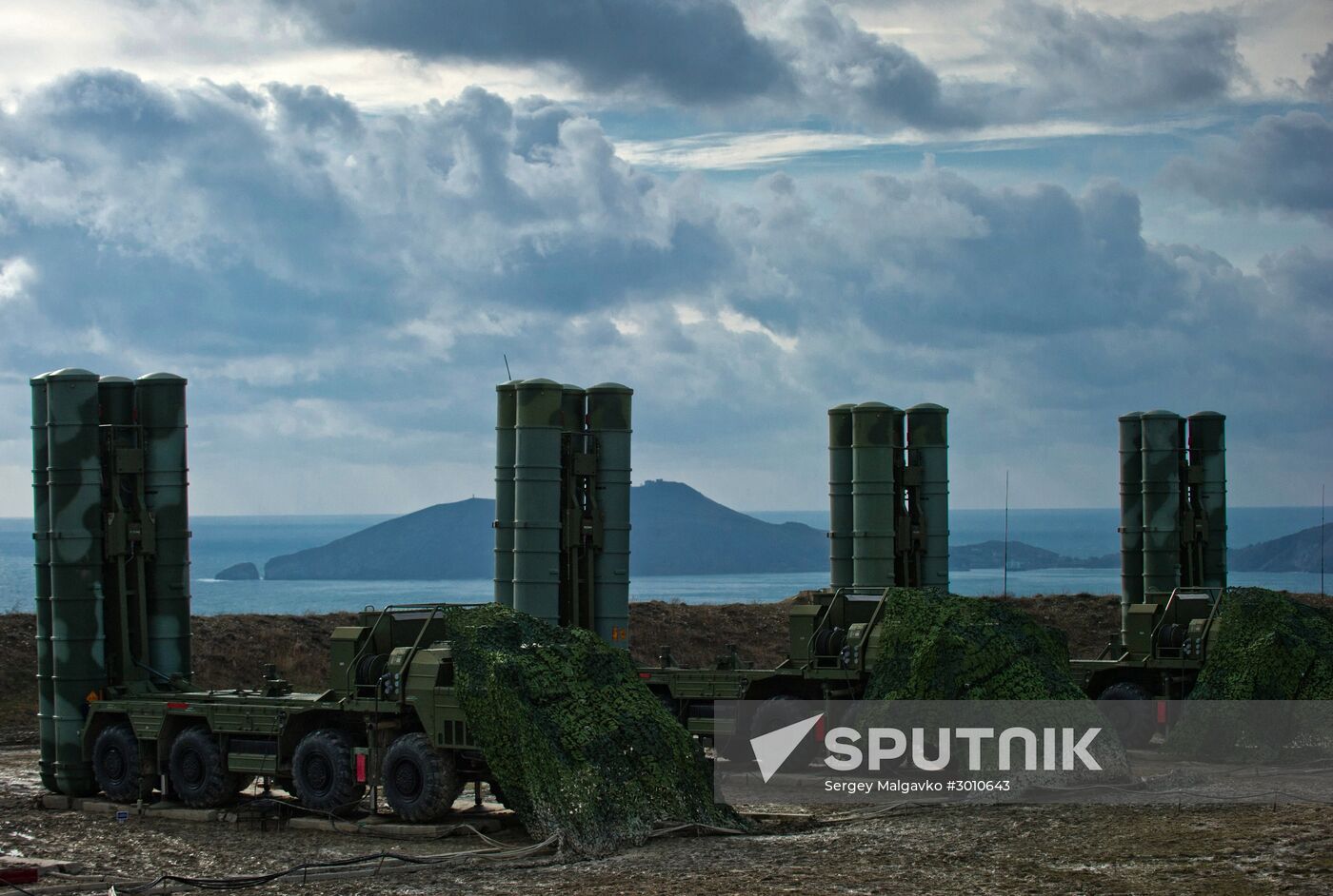 S-400 regiment enters on duty in Crimea