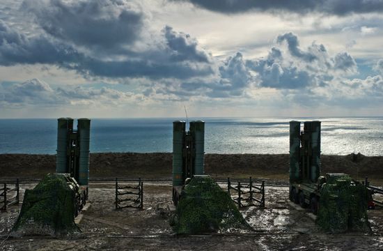 S-400 regiment enters on duty in Crimea