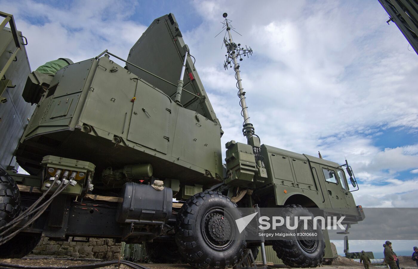 S-400 regiment enters on duty in Crimea